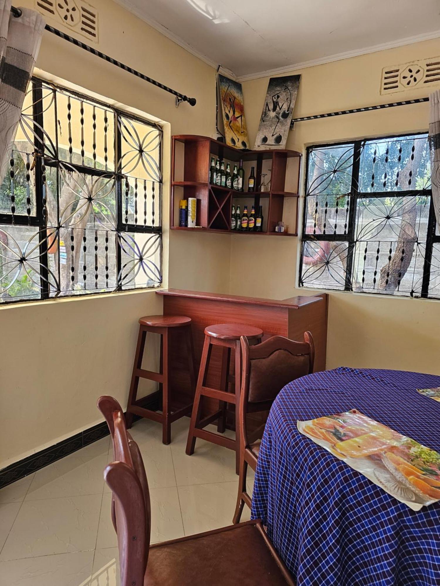 B-More Comfort Stay Boma la Ngombe Екстер'єр фото