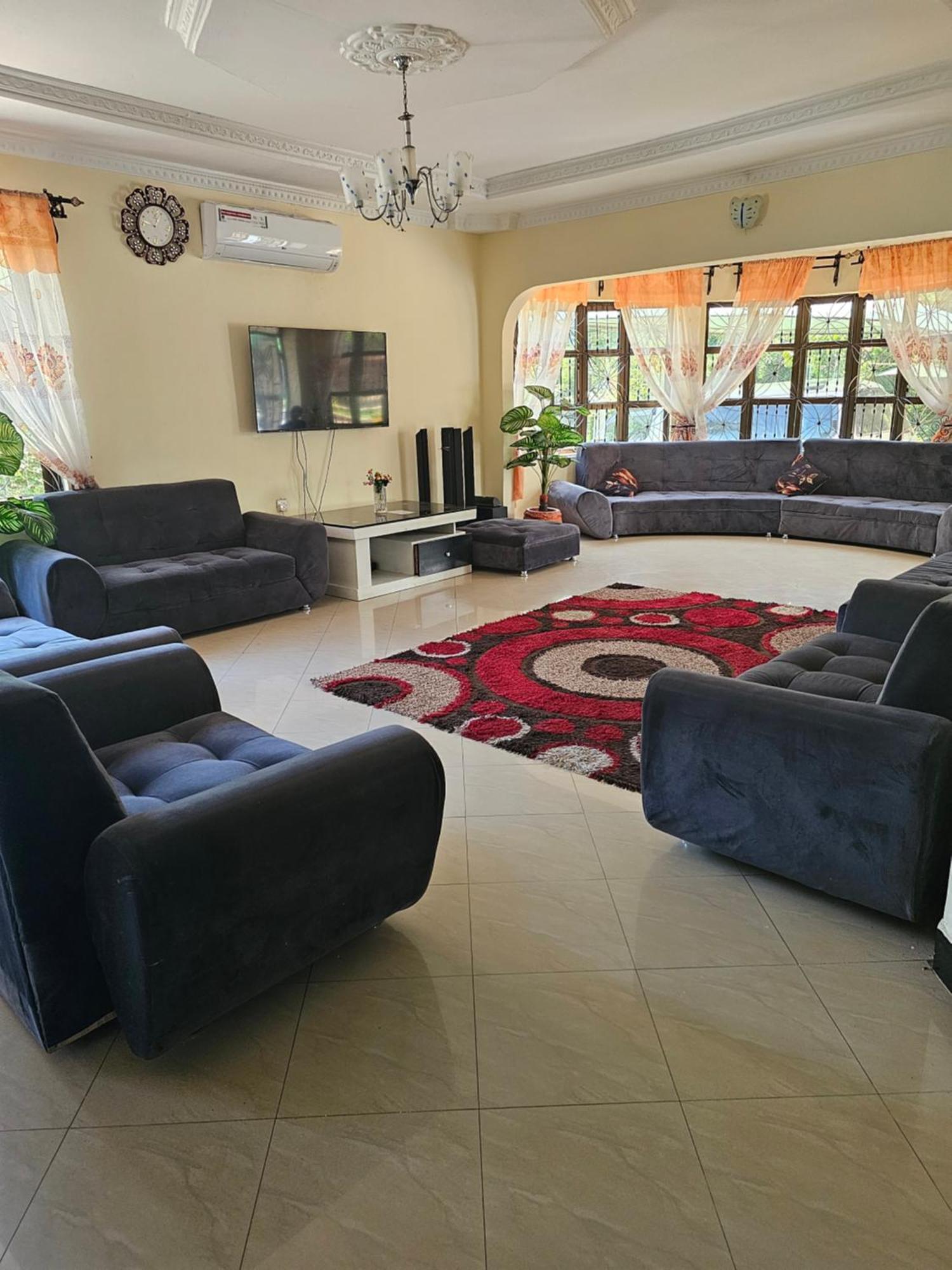 B-More Comfort Stay Boma la Ngombe Екстер'єр фото