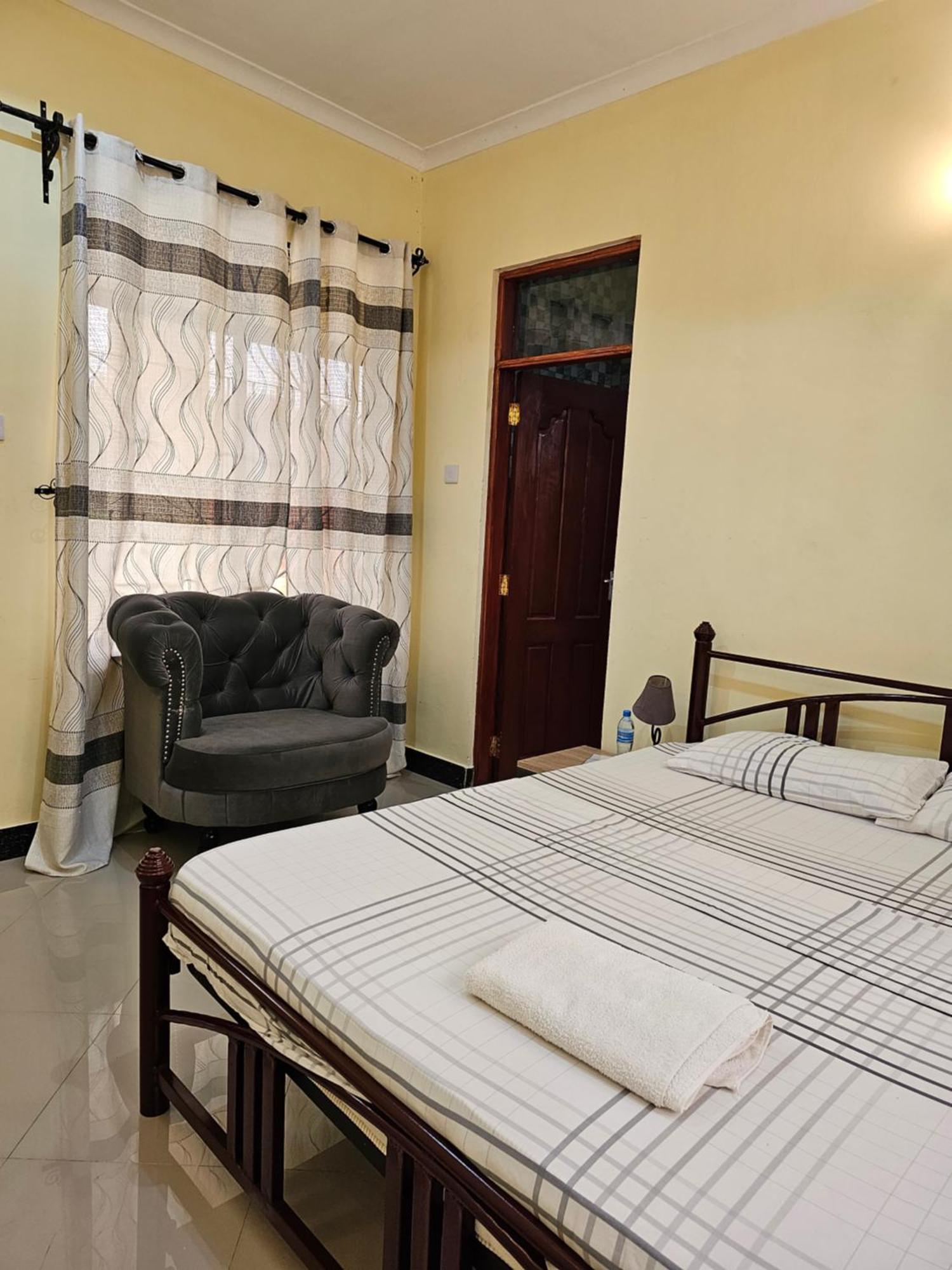 B-More Comfort Stay Boma la Ngombe Екстер'єр фото