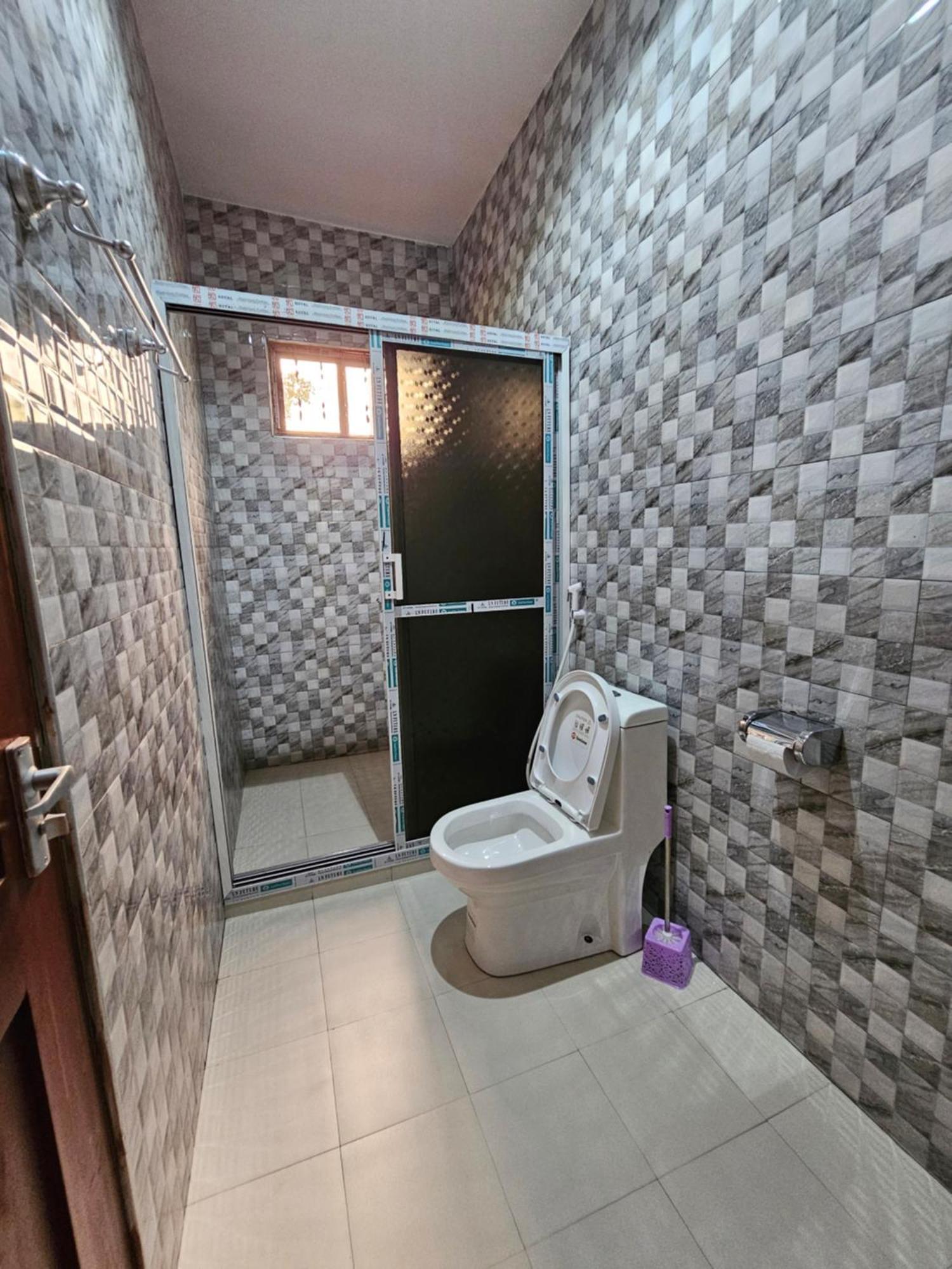 B-More Comfort Stay Boma la Ngombe Екстер'єр фото