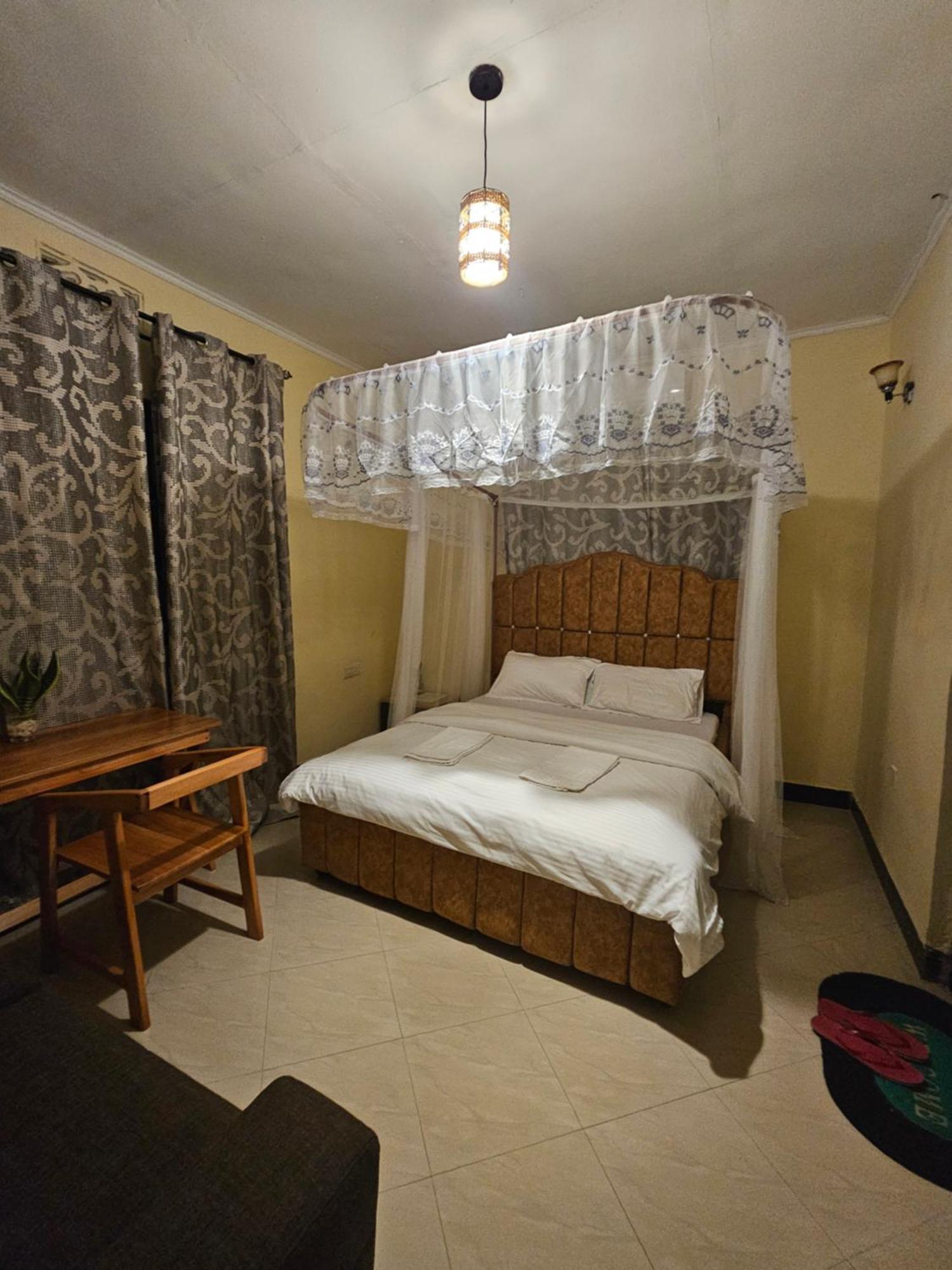 B-More Comfort Stay Boma la Ngombe Екстер'єр фото