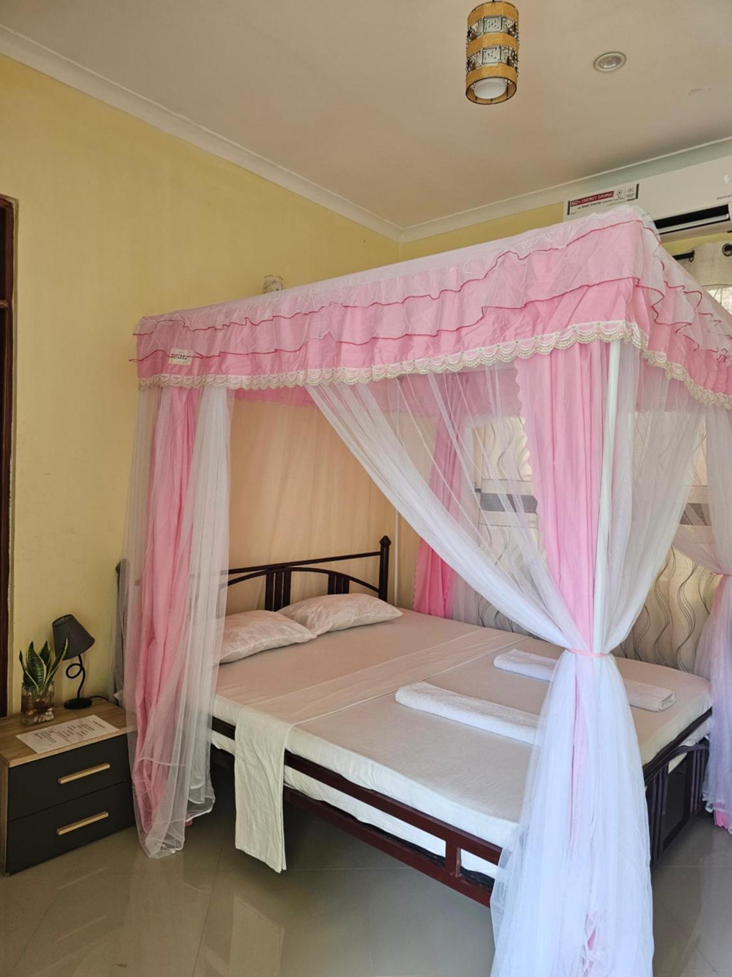 B-More Comfort Stay Boma la Ngombe Екстер'єр фото